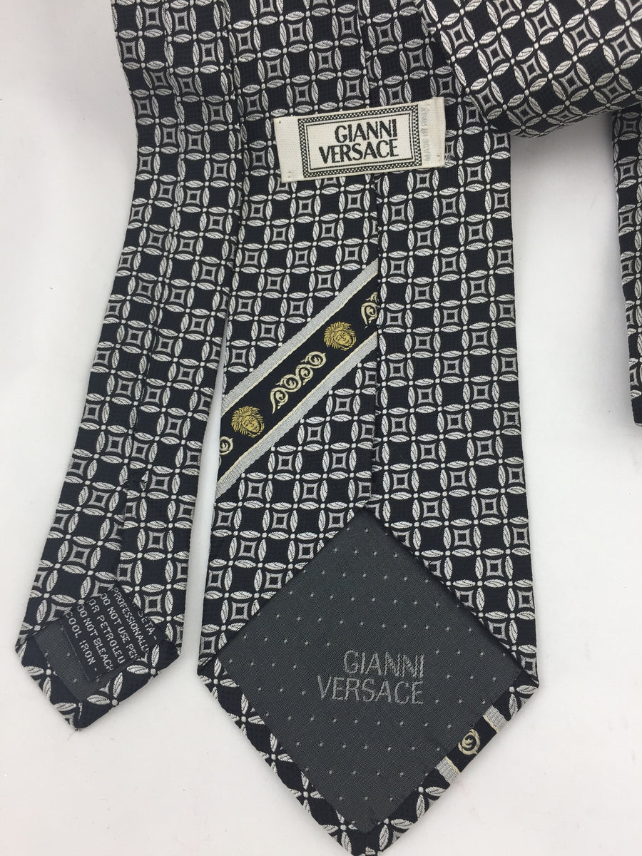 Versace Tie-New Neu Glamour | Preloved Designer Jewelry, Shoes &amp; Handbags.