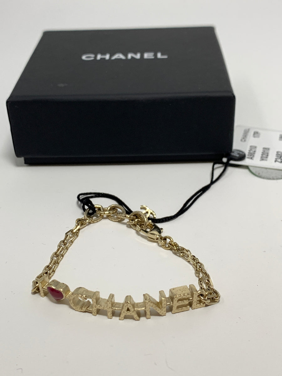 Chanel Heart Bracelet-New Neu Glamour | Preloved Designer Jewelry, Shoes &amp; Handbags.