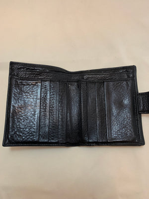 Gucci Wallet!-New Neu Glamour | Preloved Designer Jewelry, Shoes &amp; Handbags.