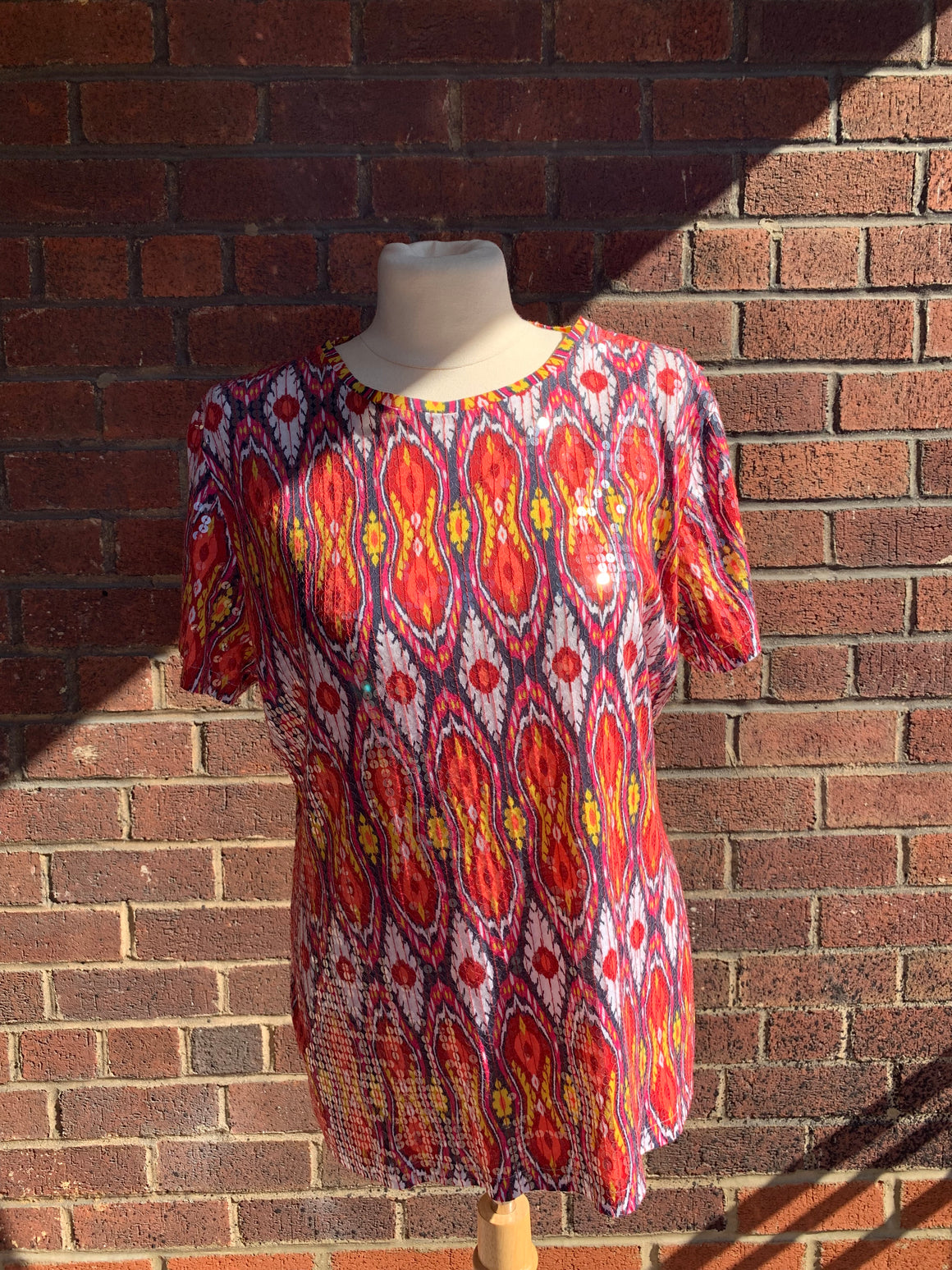 Tory Burch sequin pattern t-shirt-New Neu Glamour | Preloved Designer Jewelry, Shoes &amp; Handbags.