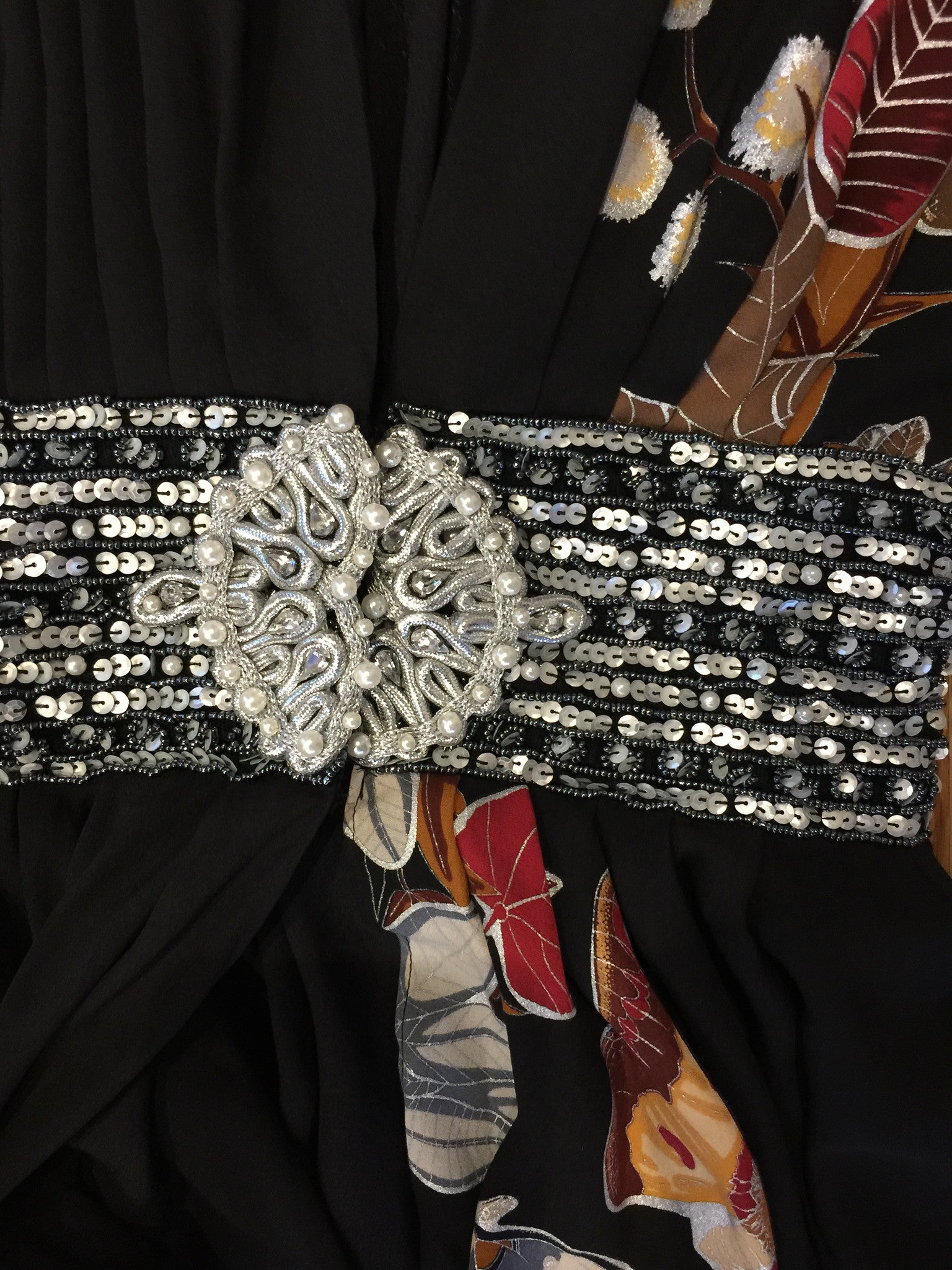 Meghan Of Los Angeles Top-New Neu Glamour | Preloved Designer Jewelry, Shoes &amp; Handbags.