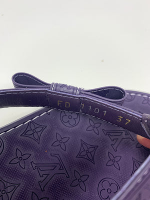 Louis Vuitton Leather Flip Flops!-New Neu Glamour | Preloved Designer Jewelry, Shoes &amp; Handbags.