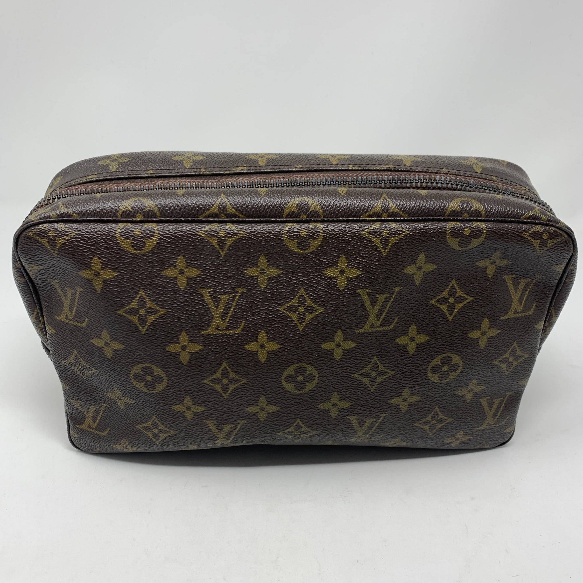 Louis Vuitton Toiletry Bag/Cosmetic Bag!-New Neu Glamour | Preloved Designer Jewelry, Shoes &amp; Handbags.