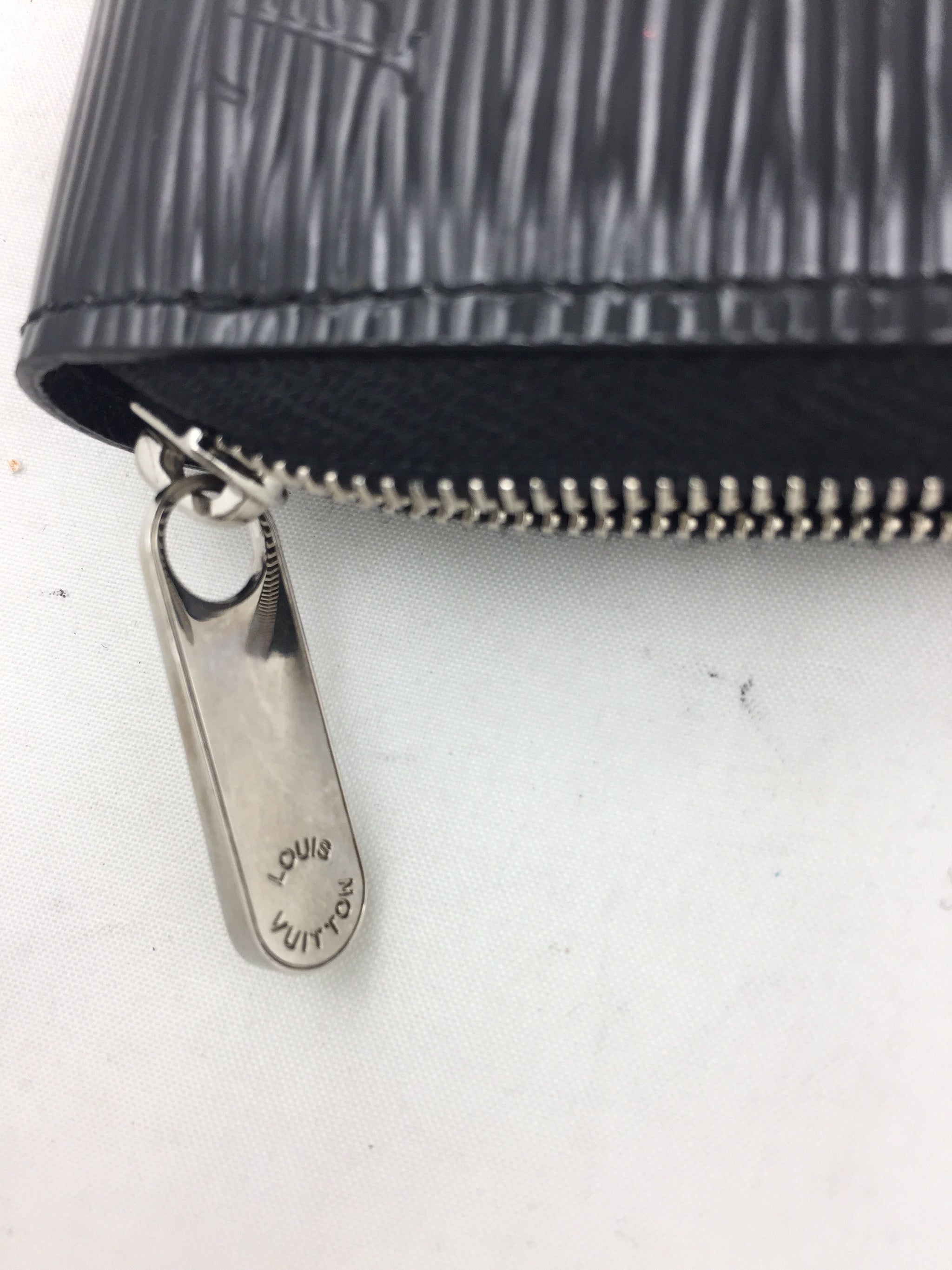 Louis Vuitton Black Epi Small Wallet! - New Neu Glamour