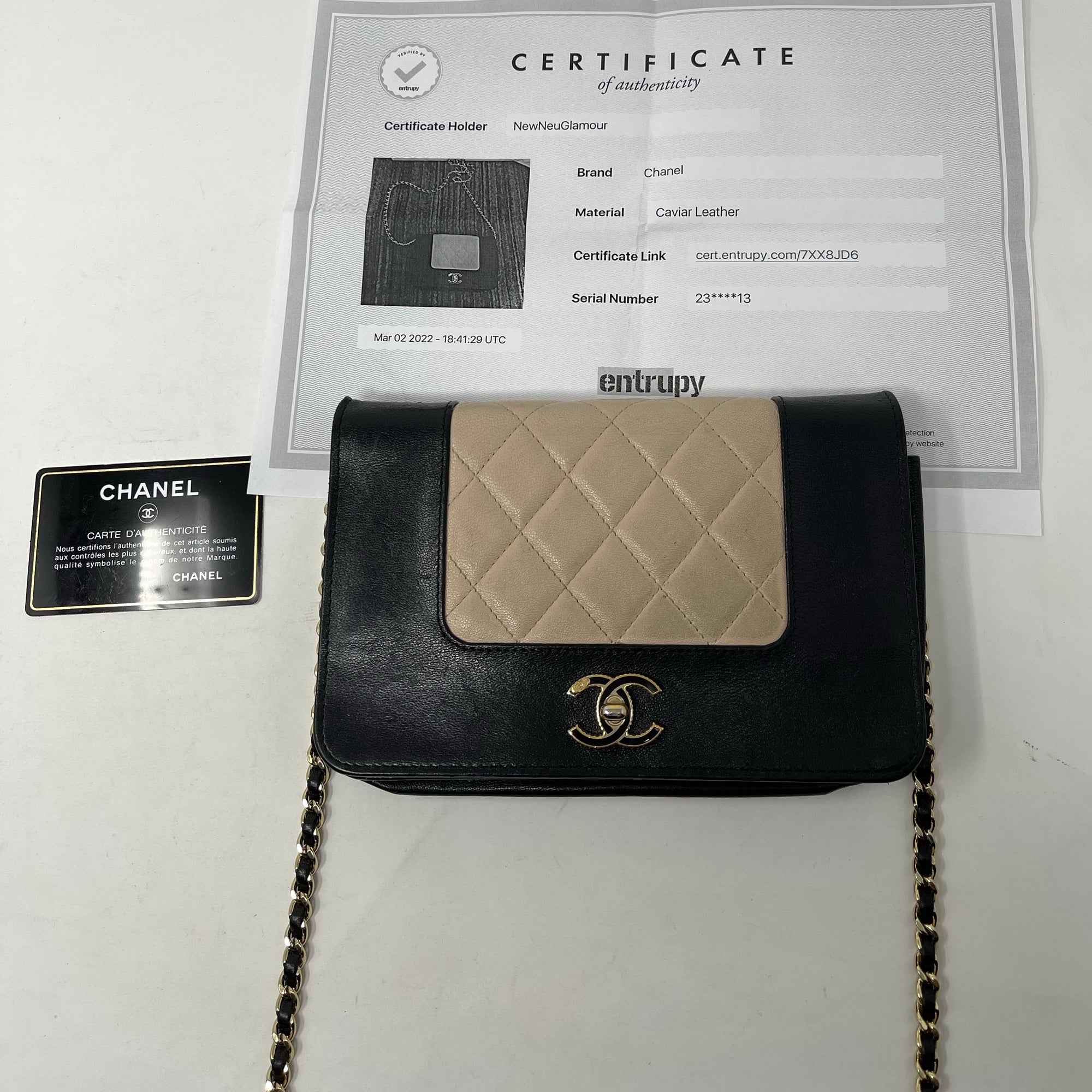 Chanel Wallet On A Chain Black/Beige Crossbody Bag!