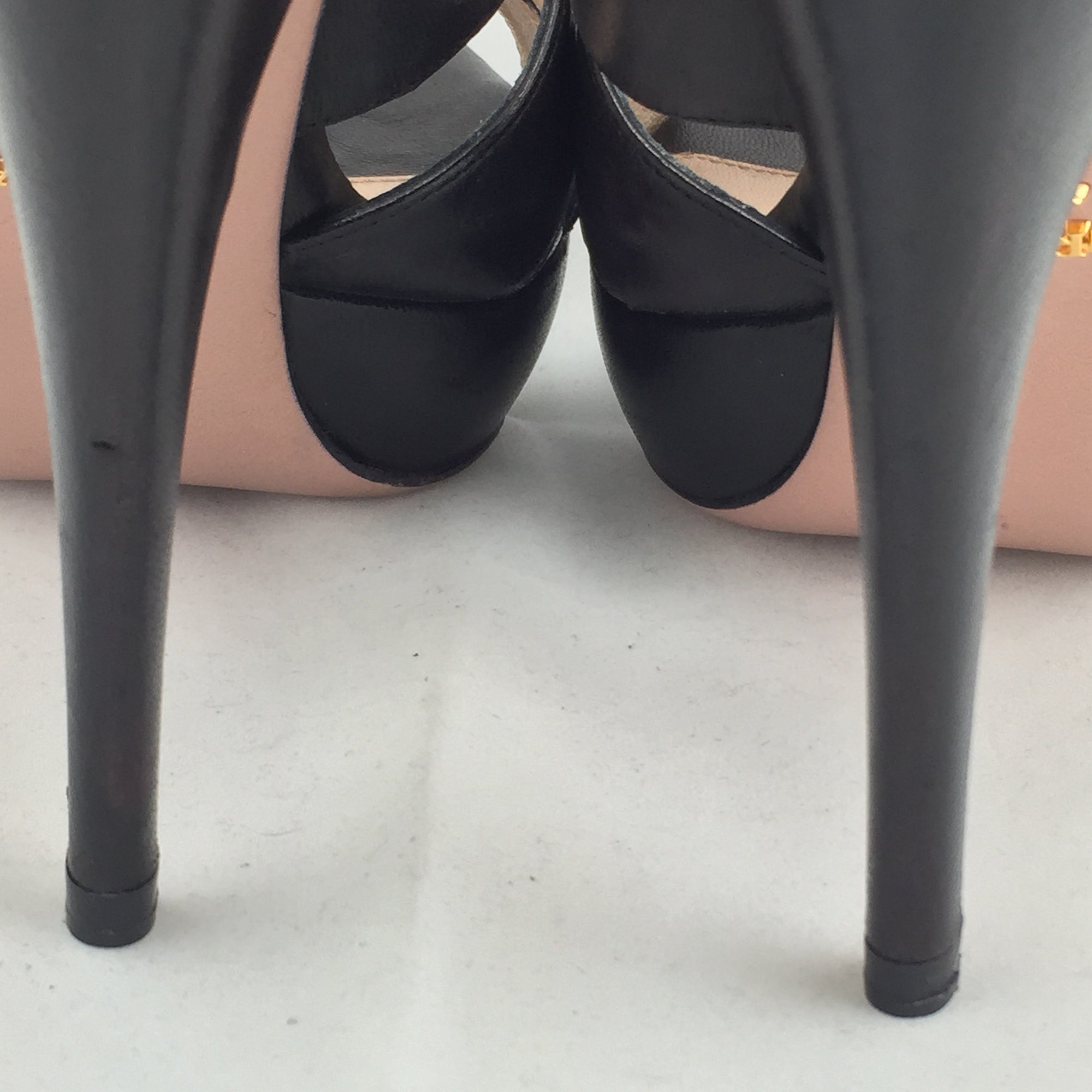 Black Prada Pumps!-New Neu Glamour | Preloved Designer Jewelry, Shoes &amp; Handbags.