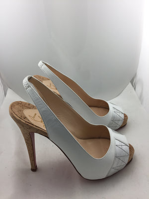 Christian Louboutin Pumps!-New Neu Glamour | Preloved Designer Jewelry, Shoes &amp; Handbags.