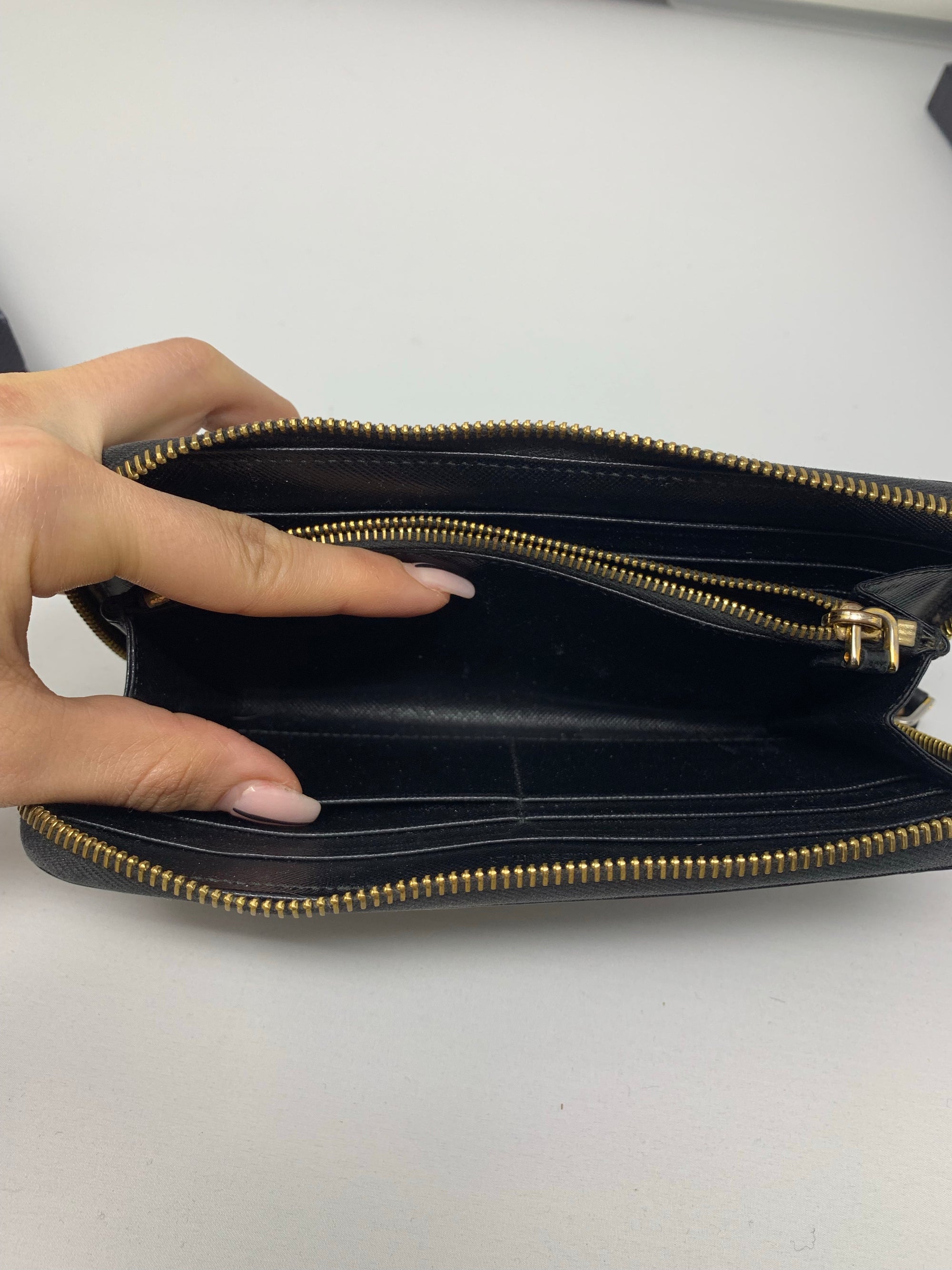 Prada wallet-New Neu Glamour | Preloved Designer Jewelry, Shoes &amp; Handbags.