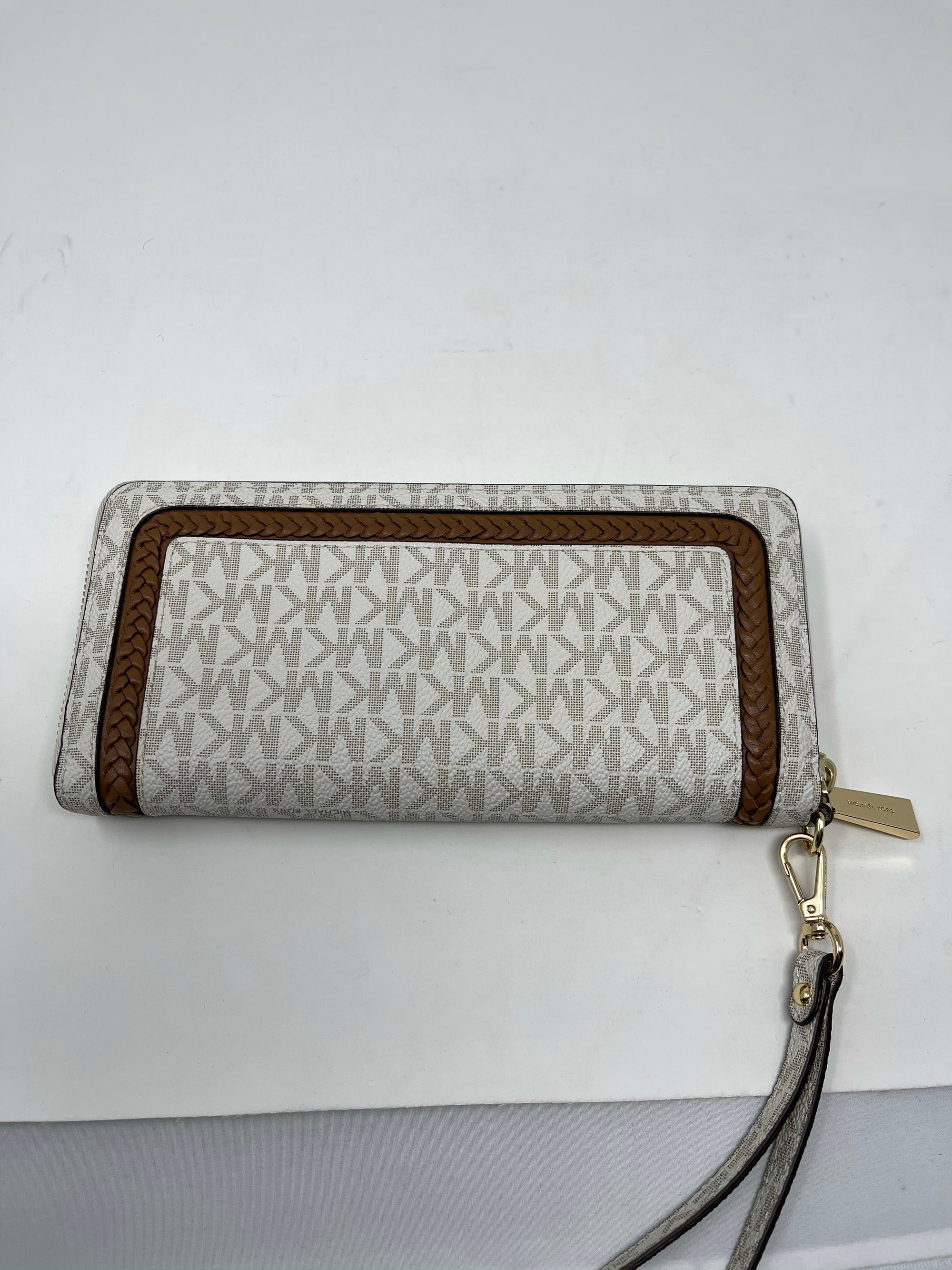 Michael Kors Wallet/Wristlet!-New Neu Glamour | Preloved Designer Jewelry, Shoes &amp; Handbags.