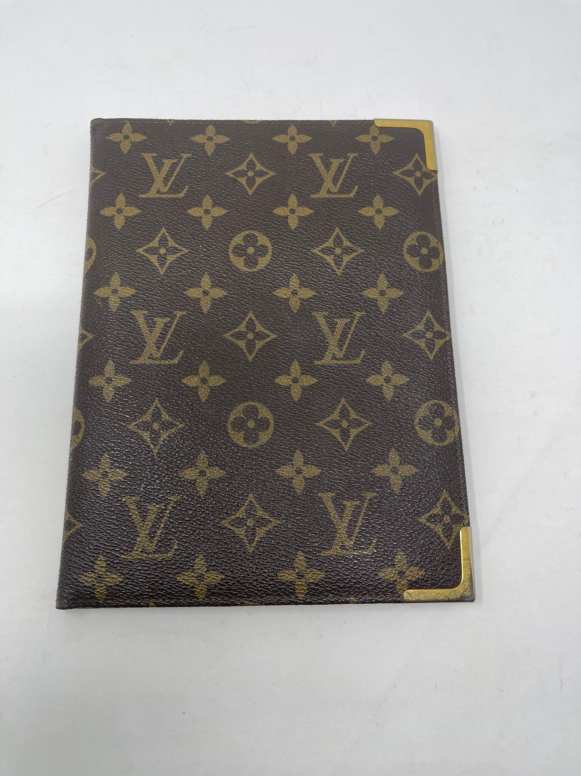 Louis Vuitton Stationary Folder!