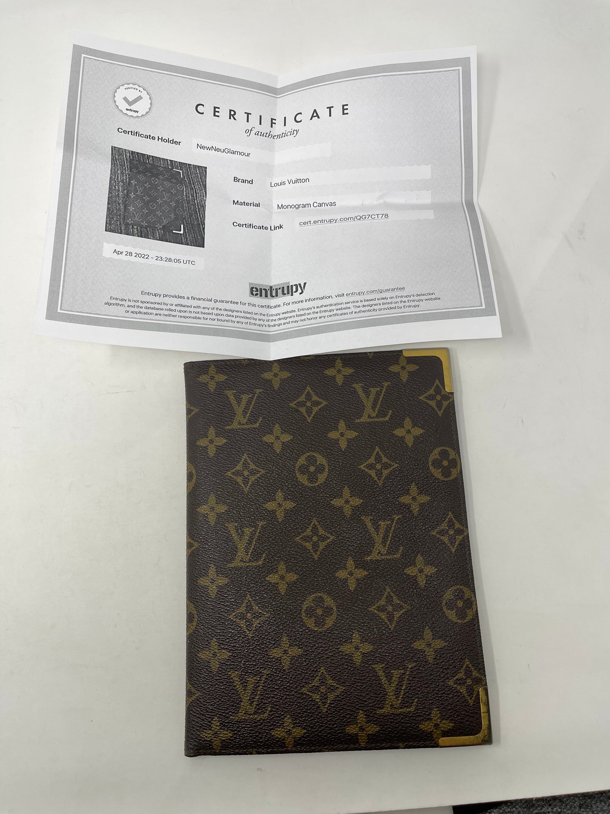 Louis Vuitton Stationary Folder!