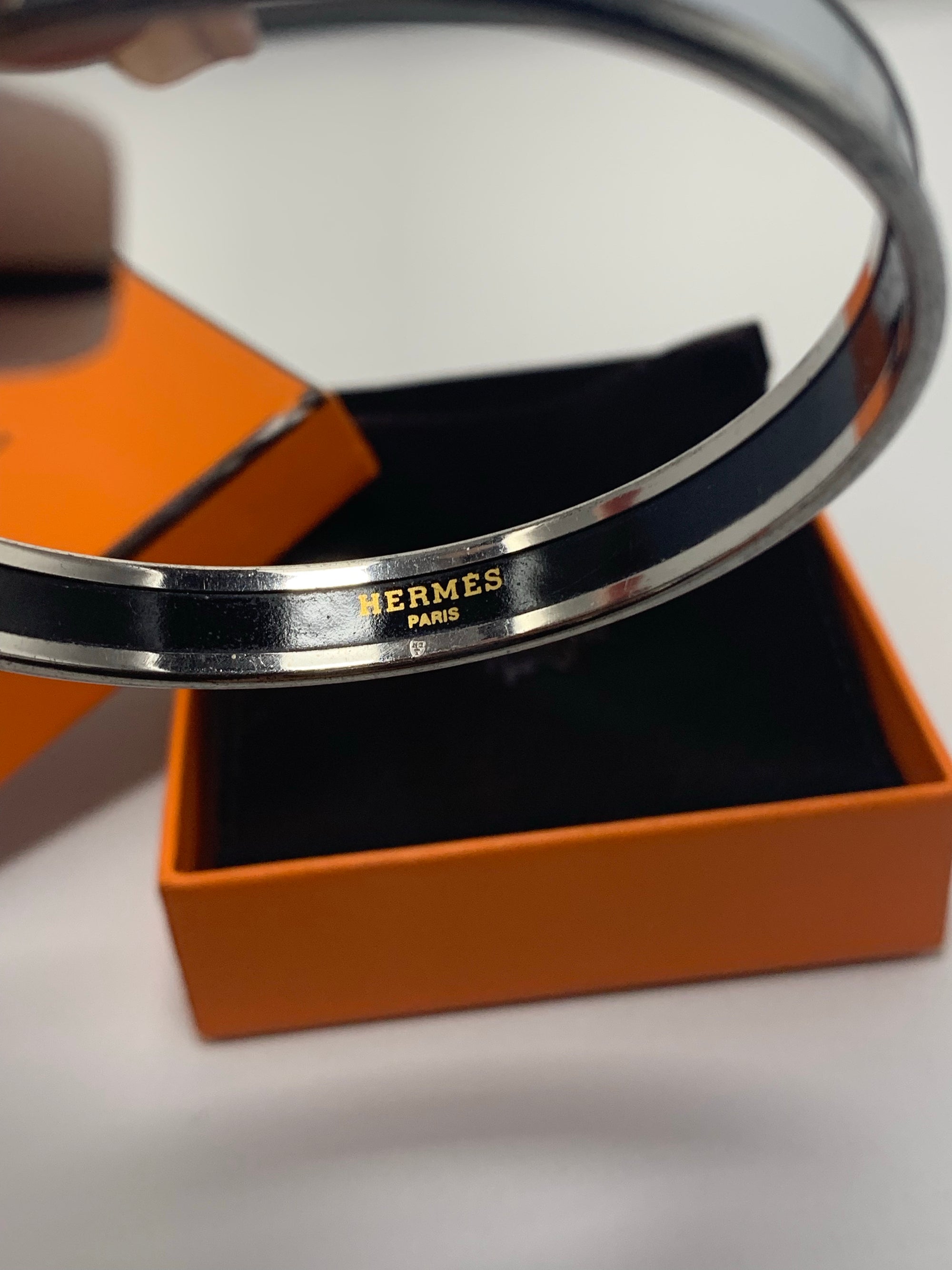 Hermès Bracelet!-New Neu Glamour | Preloved Designer Jewelry, Shoes &amp; Handbags.