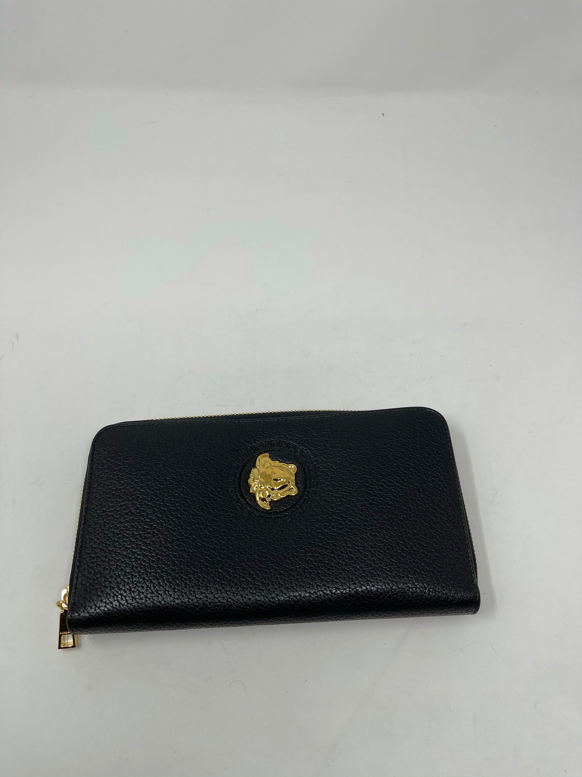 Versace Wallet!-New Neu Glamour | Preloved Designer Jewelry, Shoes &amp; Handbags.