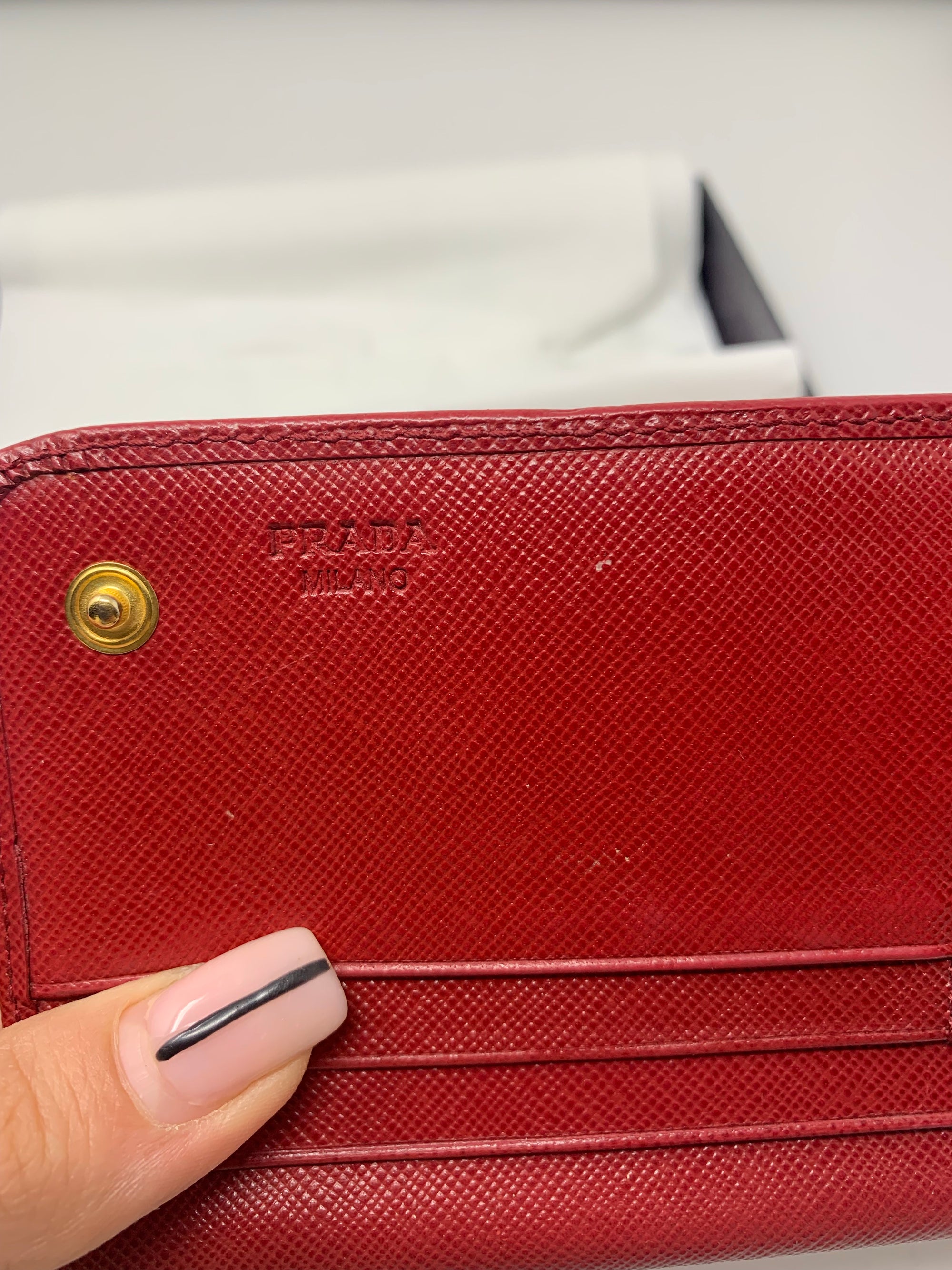 Prada Wallet-New Neu Glamour | Preloved Designer Jewelry, Shoes &amp; Handbags.