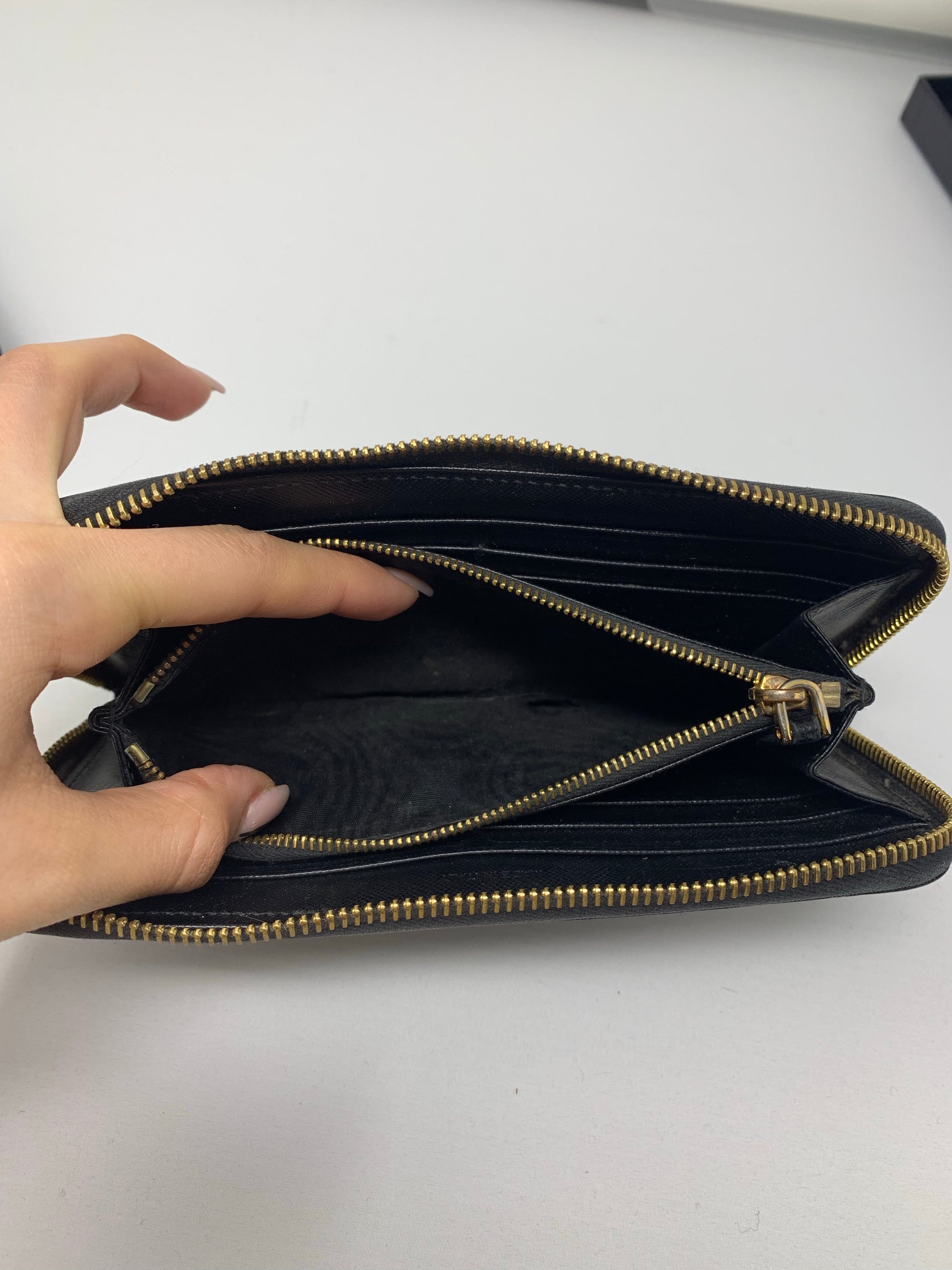 Prada wallet-New Neu Glamour | Preloved Designer Jewelry, Shoes &amp; Handbags.