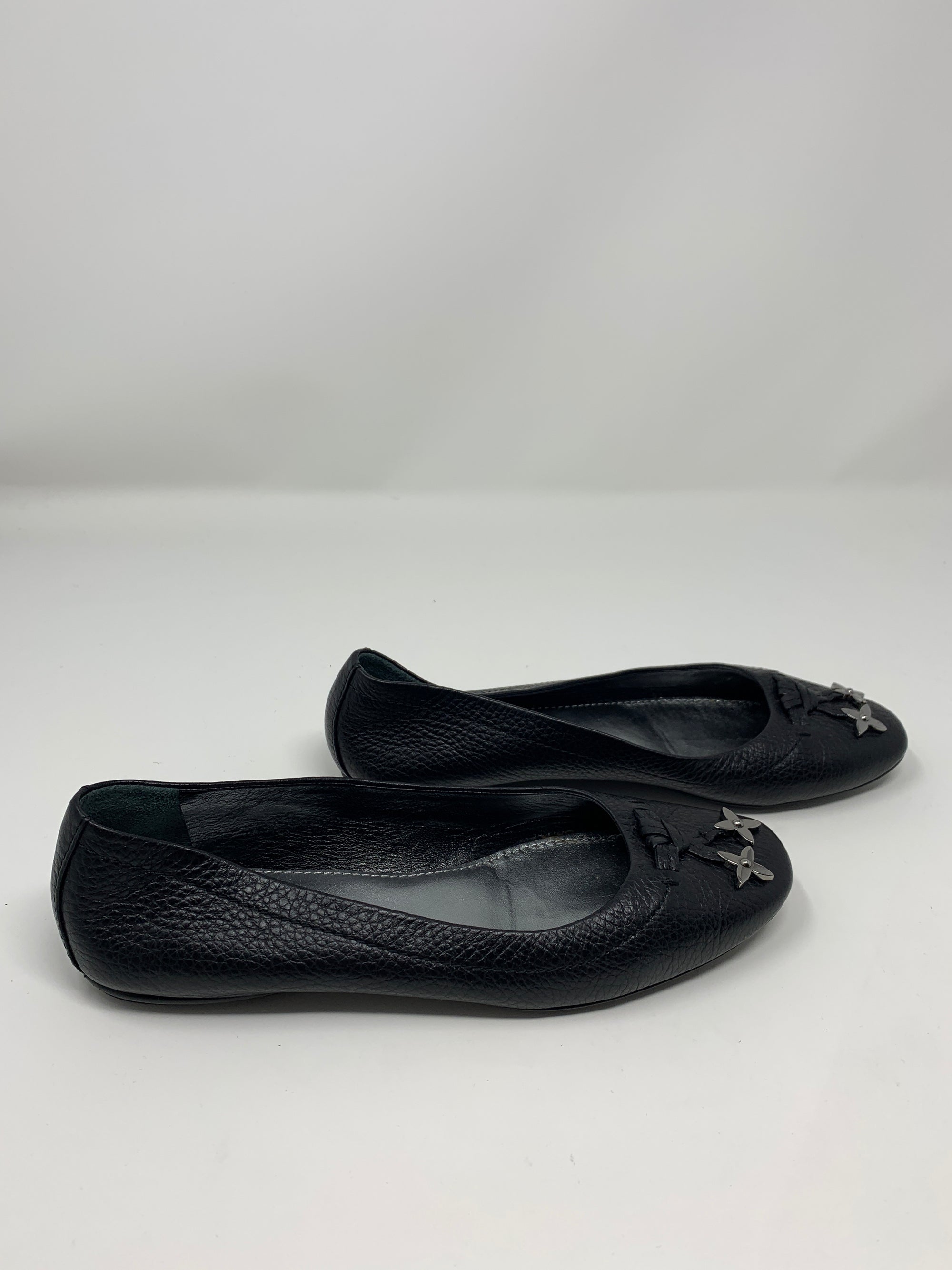 Louis Vuitton Flats!-New Neu Glamour | Preloved Designer Jewelry, Shoes &amp; Handbags.