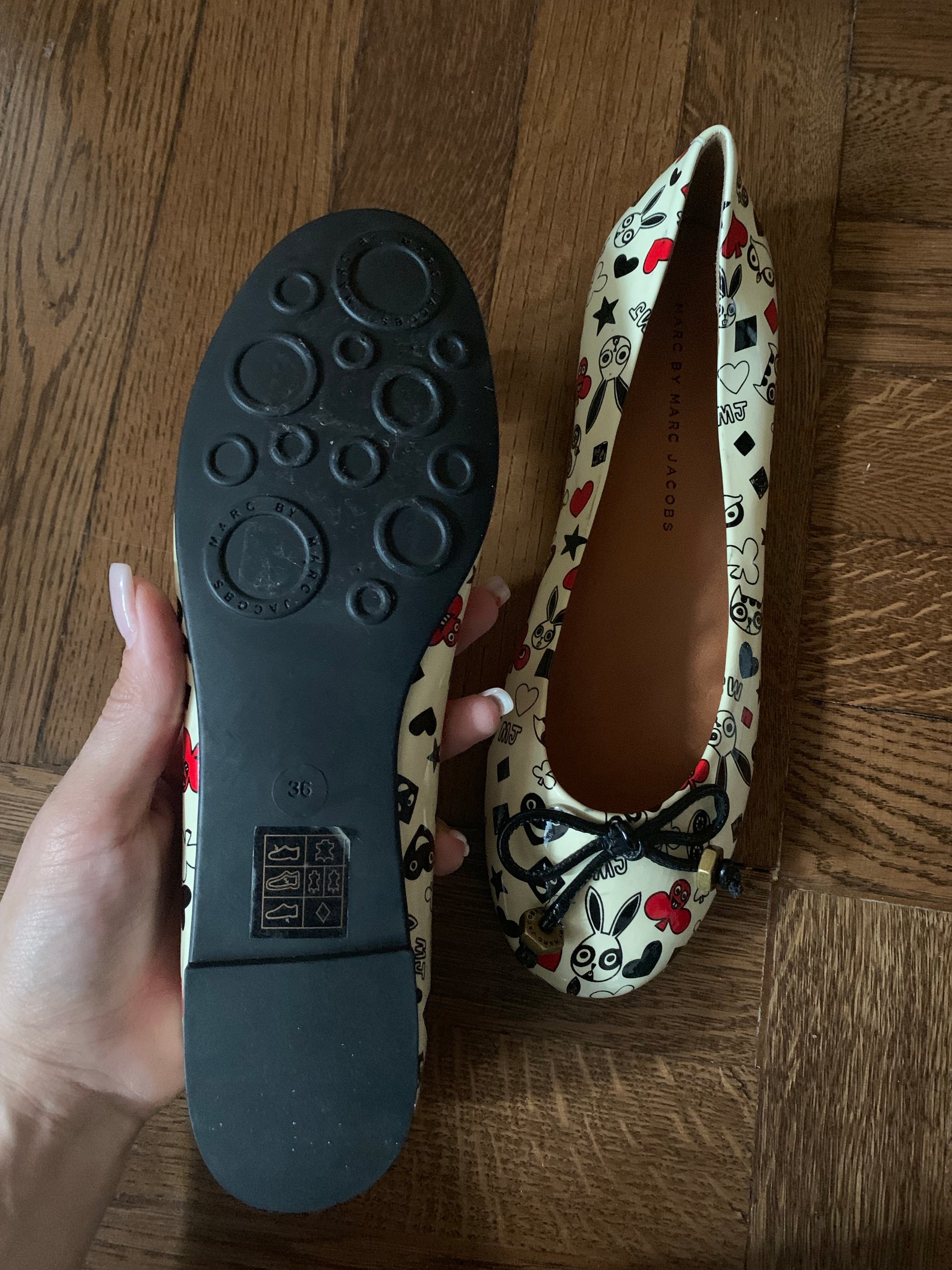 Marc Jacob Flats-New Neu Glamour | Preloved Designer Jewelry, Shoes &amp; Handbags.