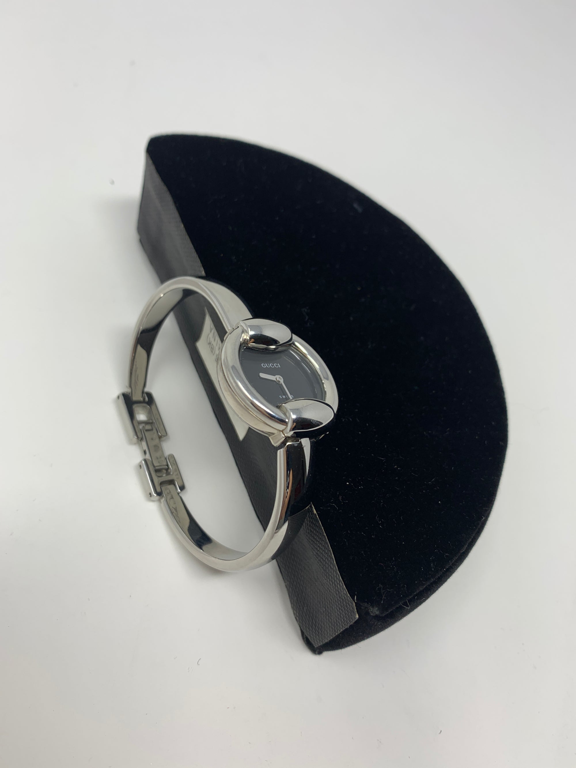 Gucci Watch!-New Neu Glamour | Preloved Designer Jewelry, Shoes &amp; Handbags.