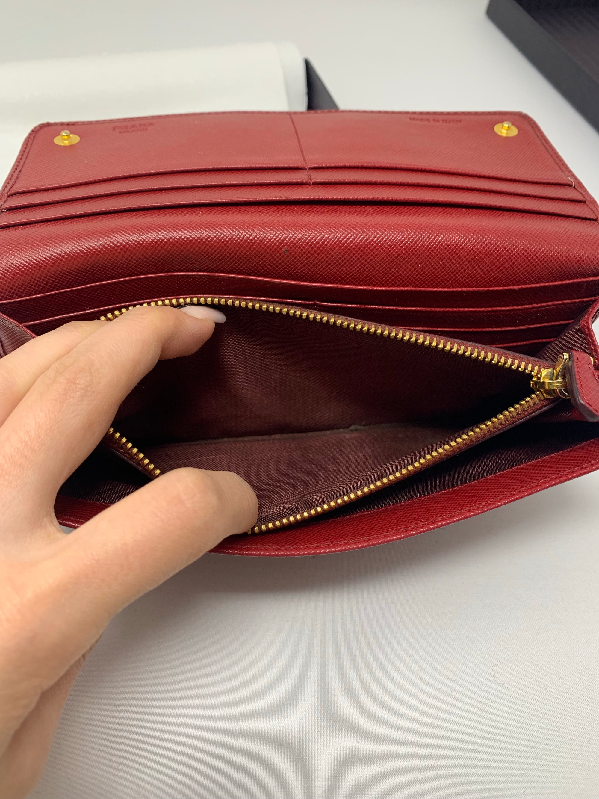 Prada Wallet-New Neu Glamour | Preloved Designer Jewelry, Shoes &amp; Handbags.