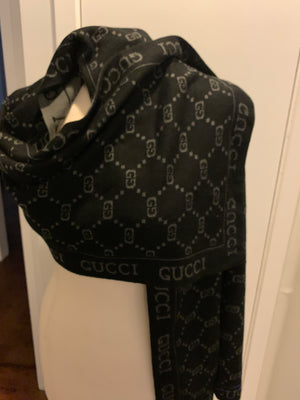 Gucci Scarf!-New Neu Glamour | Preloved Designer Jewelry, Shoes &amp; Handbags.