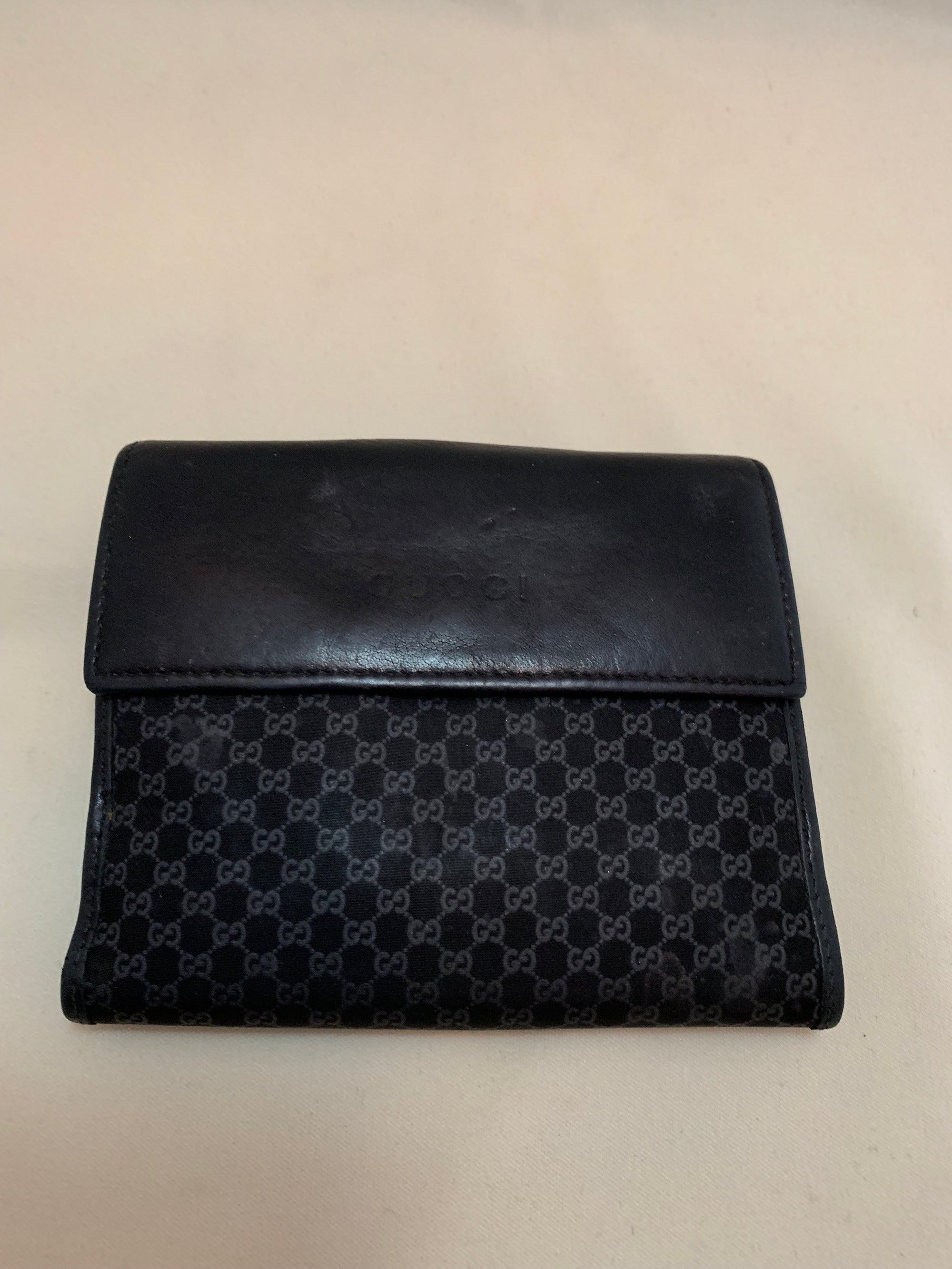 Gucci Wallet!-New Neu Glamour | Preloved Designer Jewelry, Shoes &amp; Handbags.