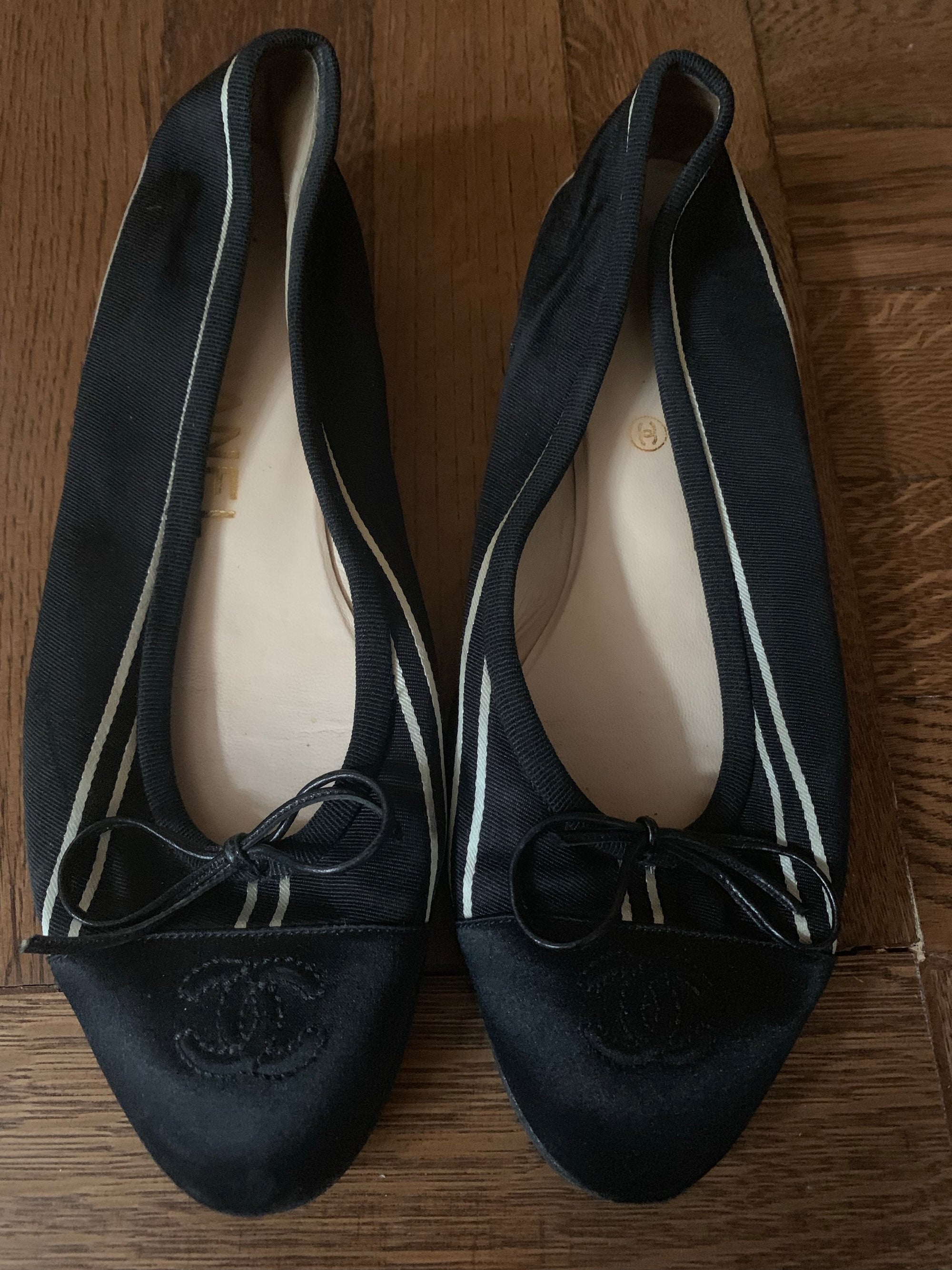 Chanel flats-New Neu Glamour | Preloved Designer Jewelry, Shoes &amp; Handbags.