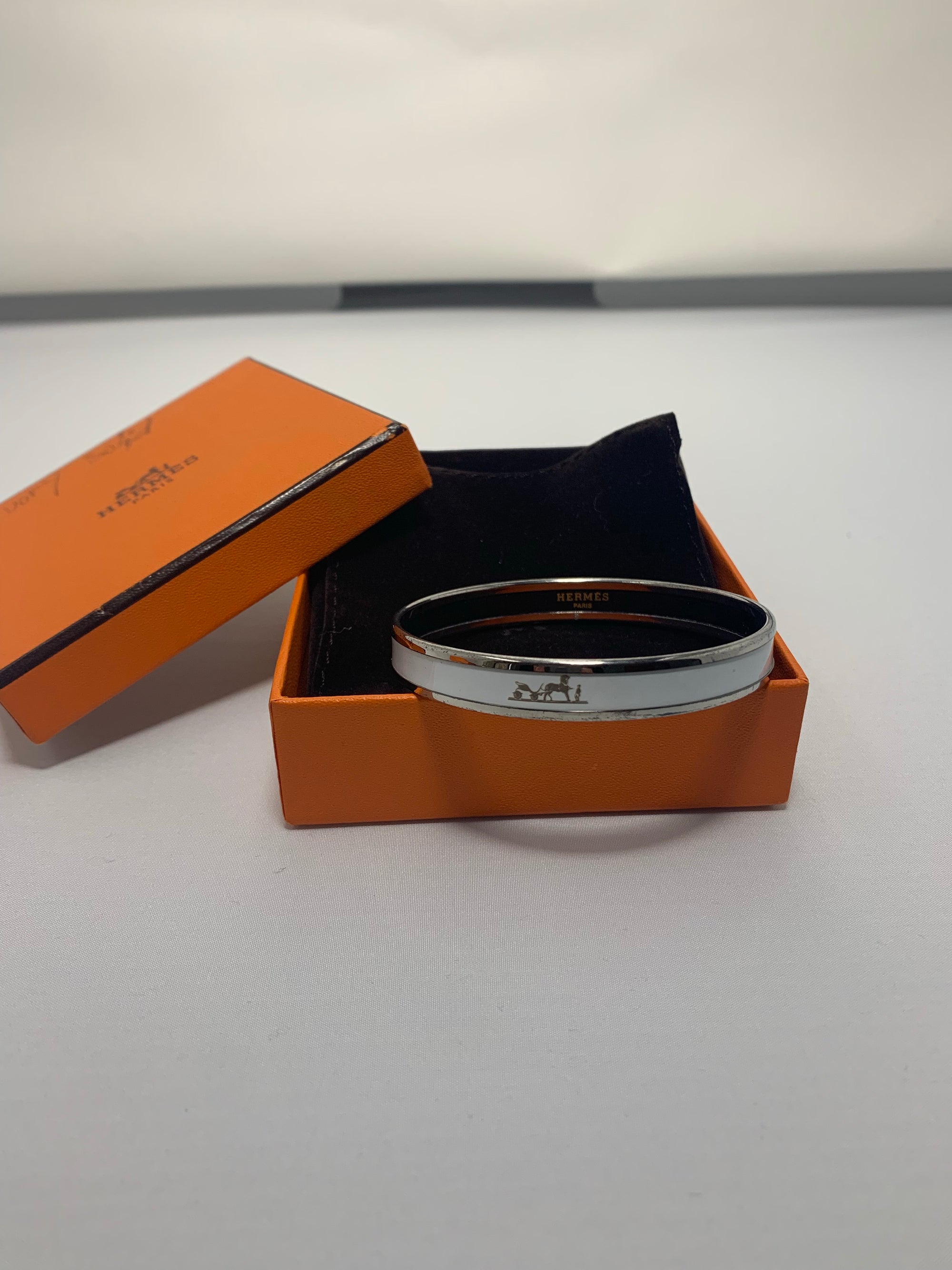 Hermès Bracelet!-New Neu Glamour | Preloved Designer Jewelry, Shoes &amp; Handbags.